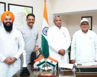 चंडीगढ़ में गूंजा ‘वोकल फॉर लोकल’ का नारा, भाजपा ने राज्यपाल को सौंपा ज्ञापन - स्वदेशी उत्पादों को नई उड़ान देने का संकल्प