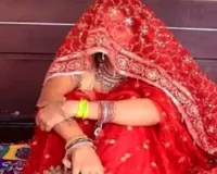 मुज़फ्फरनगर में शादी के तीन सप्ताह बाद ससुराल छोड़ प्रेमी संग रहने पर अड़ी विवाहिता, पंचायत के बाद बनी सहमति