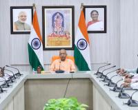सीएम योगी ने की देव दीपावली 2025 की तैयारियों की समीक्षा, बोले- ‘क्लीन काशी, ग्रीन काशी, डिवाइन काशी’ बने आयोजन