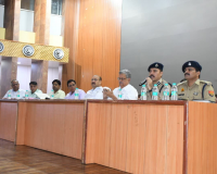 मेरठ में डीएम और एसएसपी ने यूपी पुलिस भर्ती की तैयारियों को लेकर की समीक्षा बैठक