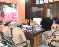 मेरठ: डीआईजी कलानिधि नैथानी ने थाना परतापुर में मिशन शक्ति केंद्र का निरीक्षण किया, महिलाओं की सुरक्षा को लेकर दिए दिशा-निर्देश