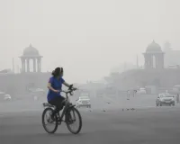 दिवाली के बाद दिल्ली की हवा 'गंभीर' श्रेणी में, महानगरों में सबसे ज्यादा खराब; पड़ोसी शहरों का AQI भी 'बेहद खराब'