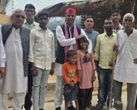 गांवों में सूखी टंकियां, नाराज़ ग्रामीण और सपा की टीम का दौरा: अंबेडकर वाहिनी ने कहा- जनता प्यास से त्रस्त, सरकार प्रचार में व्यस्त