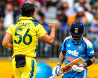पर्थ वनडे में फ्लॉप रहे रोहित-विराट को कोच सितांशु कोटक का समर्थन, खराब मौसम को बताया वजह