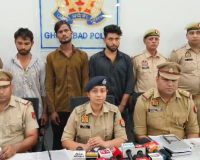 गाजियाबाद में थाना मसूरी पुलिस ने चोरी और अवैध हथियार के साथ तीन आरोपियों को गिरफ्तार किया