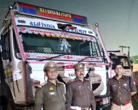 सहारनपुर: बेहट पुलिस की बड़ी कार्रवाई, अवैध खनन से भरे 11 ट्रक जब्त