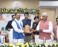 सहारनपुर में उप मुख्यमंत्री केशव प्रसाद मौर्य ने विकास योजनाओं की समीक्षा की, ग्राम्य विकास और रोजगार पर दिया जोर