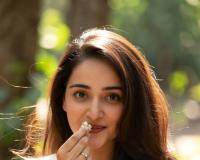 हर फिटनेस लवर के लिए एक परफेक्ट स्नैक है मखाना, कम कैलोरी दे ज्यादा एनर्जी