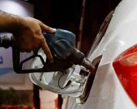 पाकिस्तान में हाई-स्पीड डीजल की कीमत 6 रुपये प्रति लीटर बढ़ी, नई कीमत 284.44 रुपये