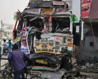 मुजफ्फरनगर में पानीपत-खटीमा हाईवे पर अनियंत्रित ट्रक का तांडव, होमगार्ड की मौत, भाकियू नेता समेत दो घायल