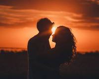 प्रेम-प्रसंग का हाई वोल्टेज ड्रामा: बालिग होते ही युवती ने बुलाया प्रेमी, परिजनों ने बनाया बंधक, पुलिस ने करवाया फैसला