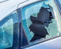 लखनऊ में जज की कार पर हमला, बदमाशों ने शीशा तोड़ा और परिवार से की अभद्रता