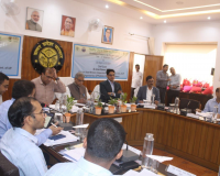 सड़कों पर धूल नियंत्रण एवं समुचित पानी के छिड़काव की करें पर्याप्त व्यवस्था - अरुण कुमार