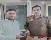 मेरठ में CEIR पोर्टल की मदद से खोए मोबाइल फोन बरामद, पुलिस ने लौटाए वास्तविक मालिकों को