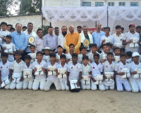 मेरठ में खेल क्षेत्र में योगदान देने वालों को विधायक अमित अग्रवाल ने किया सम्मानित