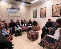 नोएडा में ऊर्जा मंत्री एके शर्मा ने बिजली आपूर्ति समीक्षा की, अत्याधुनिक कमर्शियल कार्यालय की घोषणा