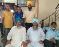 भारतीय महिला टीम की ऐतिहासिक वर्ल्ड कप जीत: हरमनप्रीत कौर के घर उमड़ी बधाइयों की लहर, पूरे मोगा में जश्न का माहौल