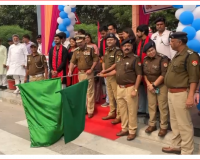 नोएडा में यातायात माह की शुरुआत, रोड सेफ्टी जागरूकता रैली और विचार गोष्ठी आयोजित