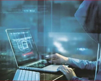 “नोएडा में साइबर ठगी: फर्नीचर कारोबारी से शेयर ट्रेडिंग के नाम पर 22 लाख रुपये उड़ाए”