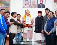 पीआरएसआई प्रतिनिधिमंडल की सीएम धामी से मुलाकात: देहरादून में राष्ट्रीय जनसंपर्क अधिवेशन का औपचारिक आमंत्रण सौंपा