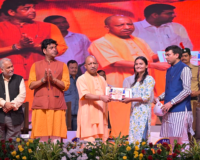 “सीएम योगी ने किया गोरखपुर पुस्तक महोत्सव 2025 का शुभारंभ, बोले - ‘अच्छी किताबें ही जीवन की सच्ची साथी’”