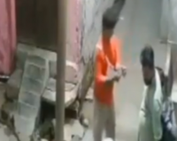 प्रयागराज में फायरिंग का वीडियो वायरल! पुलिस ने दर्ज किया केस