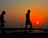 सूर्योदय से पहले उठने के फायदे: आयुष मंत्रालय ने बताए स्वास्थ्य और मानसिक लाभ