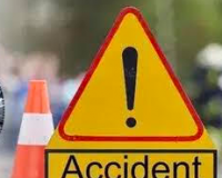 सहारनपुर में सड़क में गड्ढे में बाइक गिरने से नवविवाहिता की मौत, पति गंभीर रूप से घायल