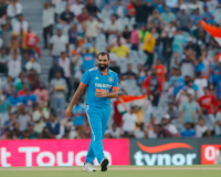 हसीन जहां की गुजारा भत्ता याचिका पर सुप्रीम कोर्ट ने मोहम्मद शमी को नोटिस जारी किया