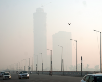 दिल्ली-एनसीआर में बढ़ी सर्दी, वायु गुणवत्ता गंभीर स्तर पर