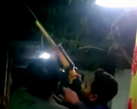 कानपुर में हिस्ट्रीशीटर का तांडव! अवैध राइफल से फायरिंग, वीडियो वायरल