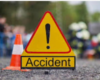 फर्रुखाबाद में बाइक टक्कर: दो युवकों की मौत, एक गंभीर रूप से घायल