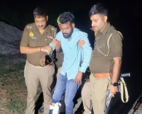 बलिया में चंदन राजभर हत्याकांड का आरोपी पुलिस मुठभेड़ में घायल,कब्जे से अवैध असलहा बरामद