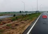 दिल्ली-मेरठ एक्सप्रेस–वे अब लाइटों से रोशन, नितिन गडकरी ने दी मंजूरी