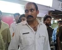 मुजफ्फरनगर में ट्रैफिक पुलिसकर्मी की पिटाई: दबंगों की कार सीज, गंभीर धाराओं में मुकदमा दर्ज