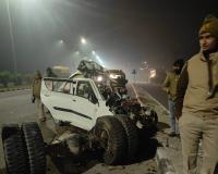  शामली में भीषण सड़क हादसा: स्विफ्ट कार कैंटर में घुसी, चार युवकों की मौके पर मौत