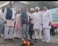 शामली: गठवाला खाप ने आतंकवाद का पुतला दहन किया, दिल्ली ब्लास्ट के आरोपियों को सार्वजनिक सजा देने की मांग