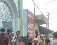 मुजफ्फरनगर में मामूली विवाद ने लिया खूनी संघर्ष का रूप: दबंगों ने पहले मारी कार से टक्कर, फिर घर में घुसकर लाठी-डंडों से किया हमला