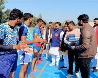 मुजफ्फरनगर में 'यूपी ग्रामीण खेल लीग' का भव्य आगाज, कैबिनेट मंत्री अनिल कुमार ने फीता काटकर किया शुभारंभ