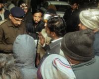 जबलपुरः डकैतों ने ज्वेलर्स को गोली मारकर तीन बैग लूटे