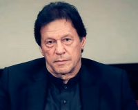 'इमरान खान स्वस्थ, लेकिन मानसिक रूप से किया जा रहा प्रताड़ित': जेल में मुलाकात के बाद बोलीं बहन उजमा