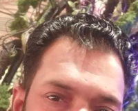 नोएडा: सोरखा गांव में चलती कार में लगी आग, पेंट व्यापारी की दर्दनाक मौत