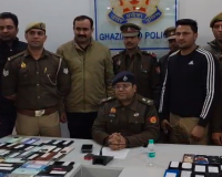 गाजियाबाद पुलिस की बड़ी कार्रवाई, 35 लाख के 150 चोरी व गुम मोबाइल बरामद