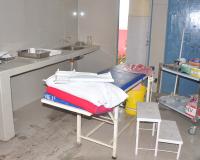 शामली में प्राथमिक स्वास्थ्य केन्द्र से लाखों का सामान और नकदी चोरी, CCTV DVR भी ले गए चोर