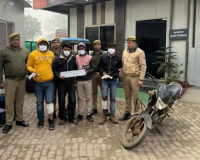 ग्रेटर नोएडा में प्रोजेक्ट मैनेजर से कार लूट का खुलासा, मुठभेड़ के बाद 4 बदमाश गिरफ्तार