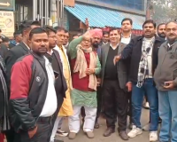 मुजफ्फरनगर: हाई कोर्ट बेंच की मांग को लेकर अधिवक्ताओं का सड़कों पर जोरदार प्रदर्शन