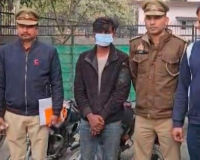 नोएडा पुलिस ने वाहन और मोबाइल टावर उपकरण चोरी के आरोपी गिरफ्तार किए, बरामद 10 मोटरसाइकिल और आरआरयू