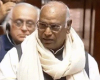 संसद सत्र: SIR पर चर्चा को तैयार केंद्र, 'वंदे मातरम्' पर 10 घंटे बहस संभव; पीएम ने कहा- सदन में डिलीवरी हो, ड्रामा नहीं