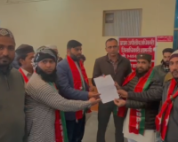 शामली में एसडीपीआई के कार्यकर्ताओं ने शामली कलेक्ट्रेट पहुंचकर सौंपा ज्ञापन, राष्ट्रपति से वेस्ट यूपी में हाईकोर्ट बेंच की मांग