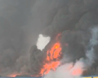 मुजफ्फरनगर: मोबिल ऑयल के गोदाम में भयंकर आग; अवैध संचालन के आरोपियों के बीच मची अफरा-तफरी